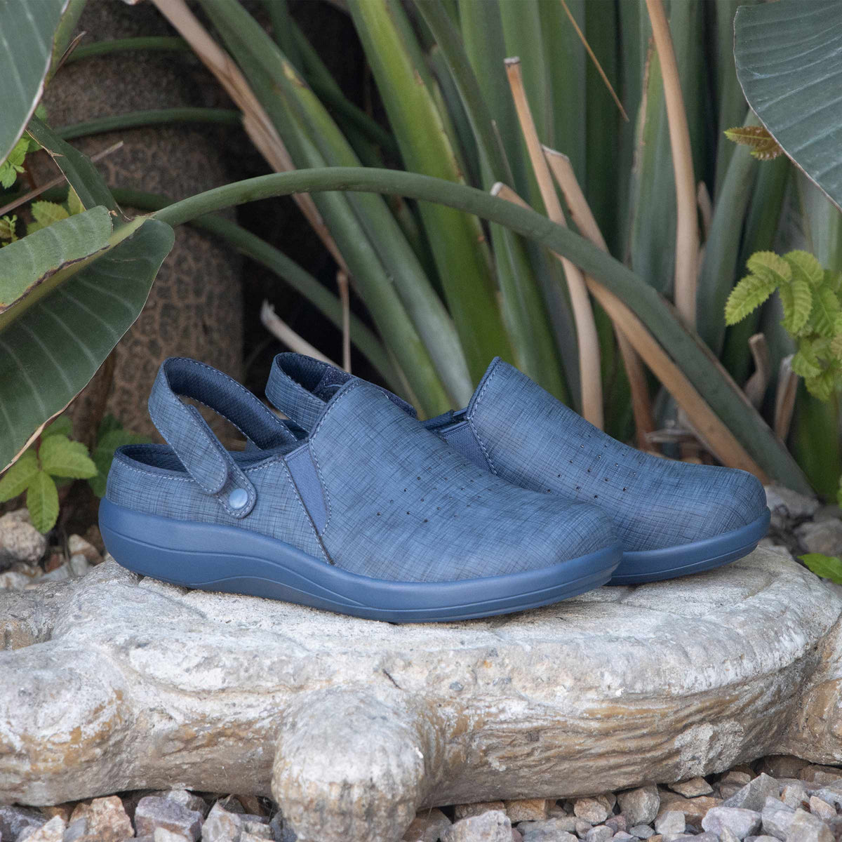 Alegria Skillz Etched Skies Shoe