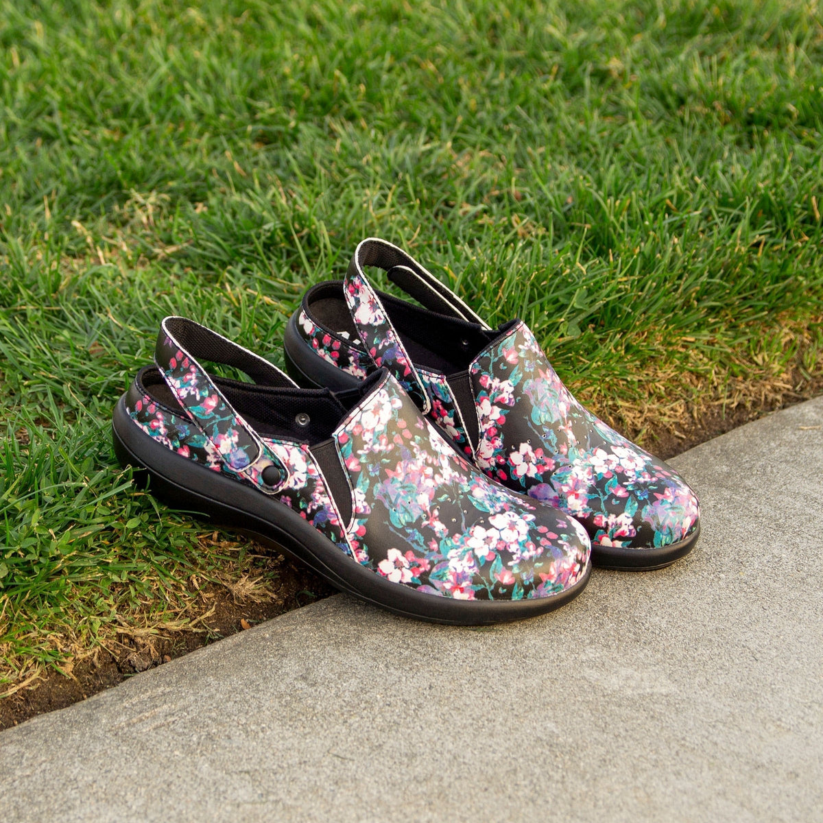 Alegria Skillz Decorum Professional Shoe