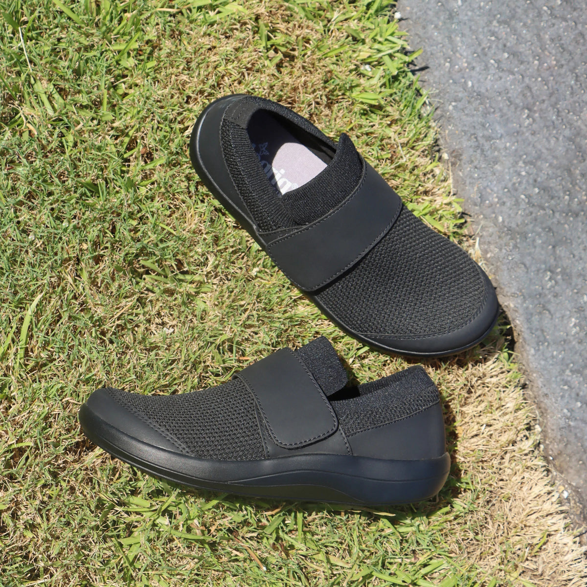Alegria Dasher Black Out Shoe