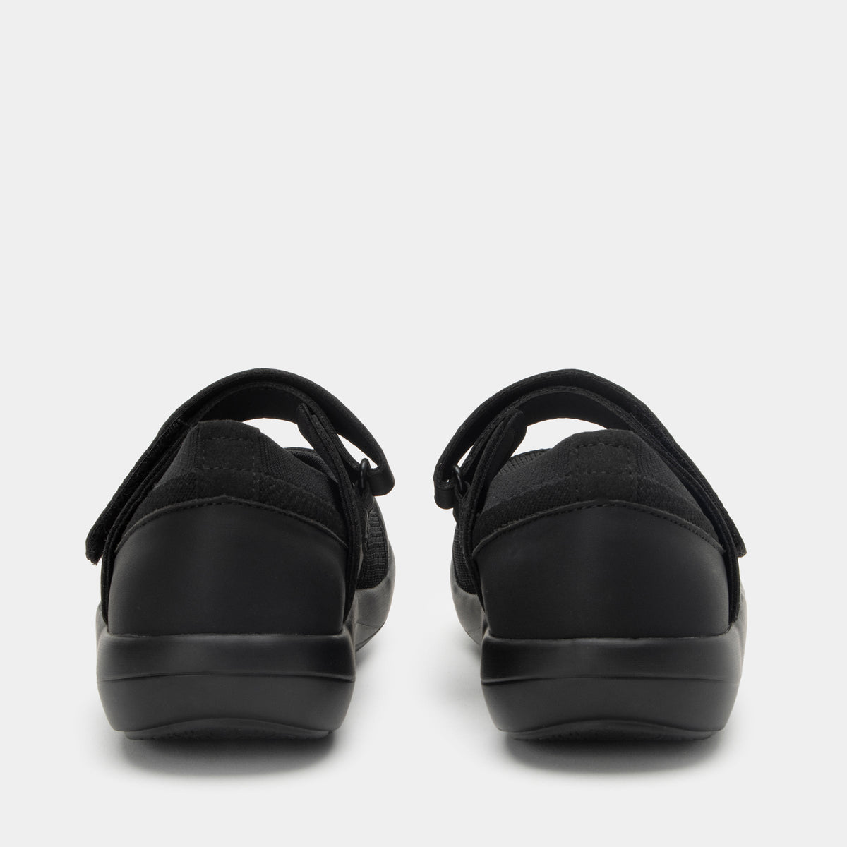 Alegria Dinamo All Black Shoe