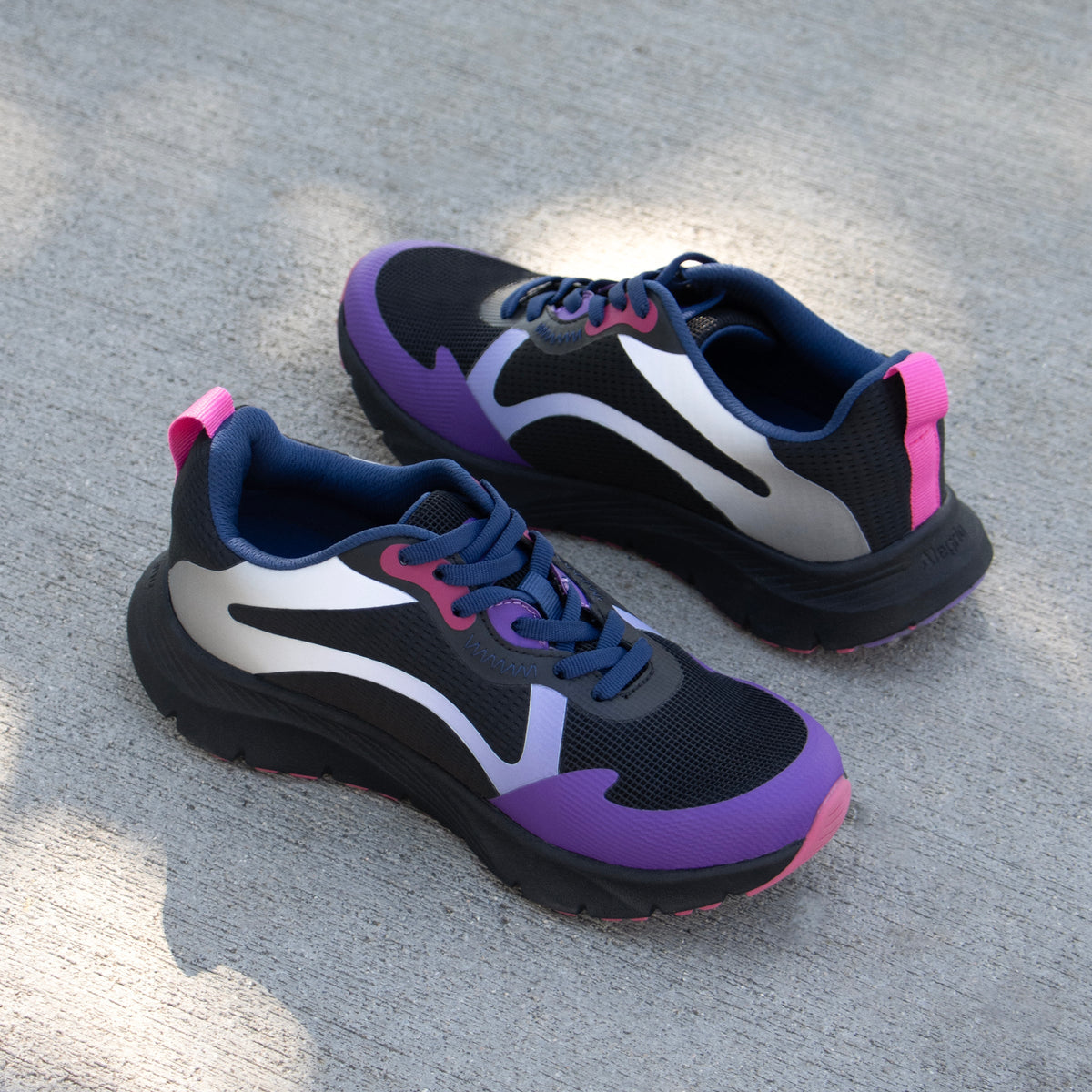 Alegria Exhault Midnight Plum Shoe