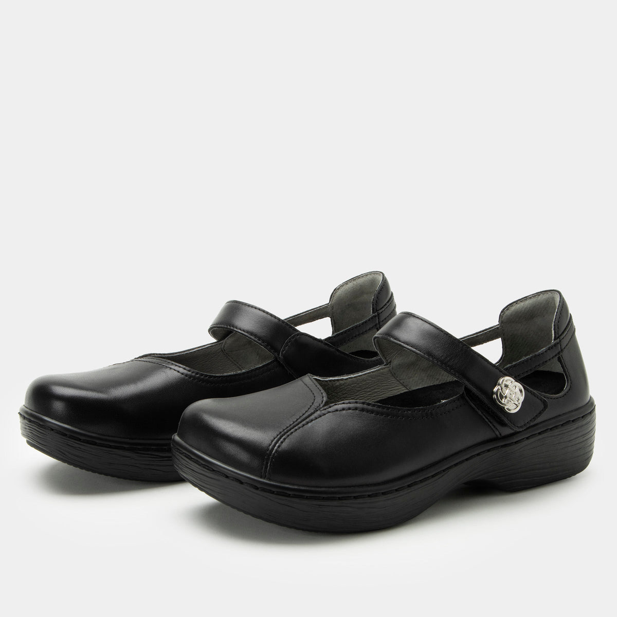 black,36