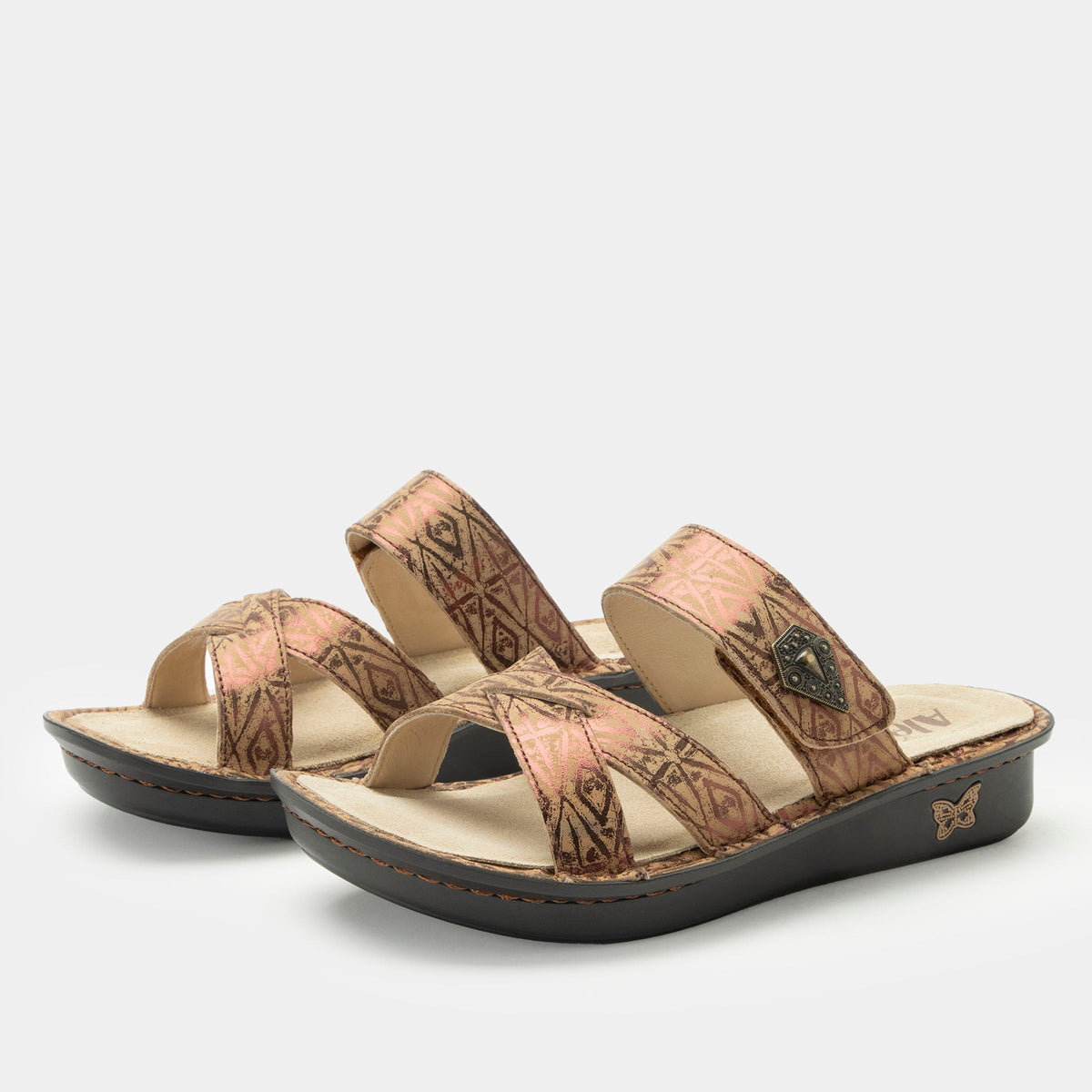 relic sandal,36