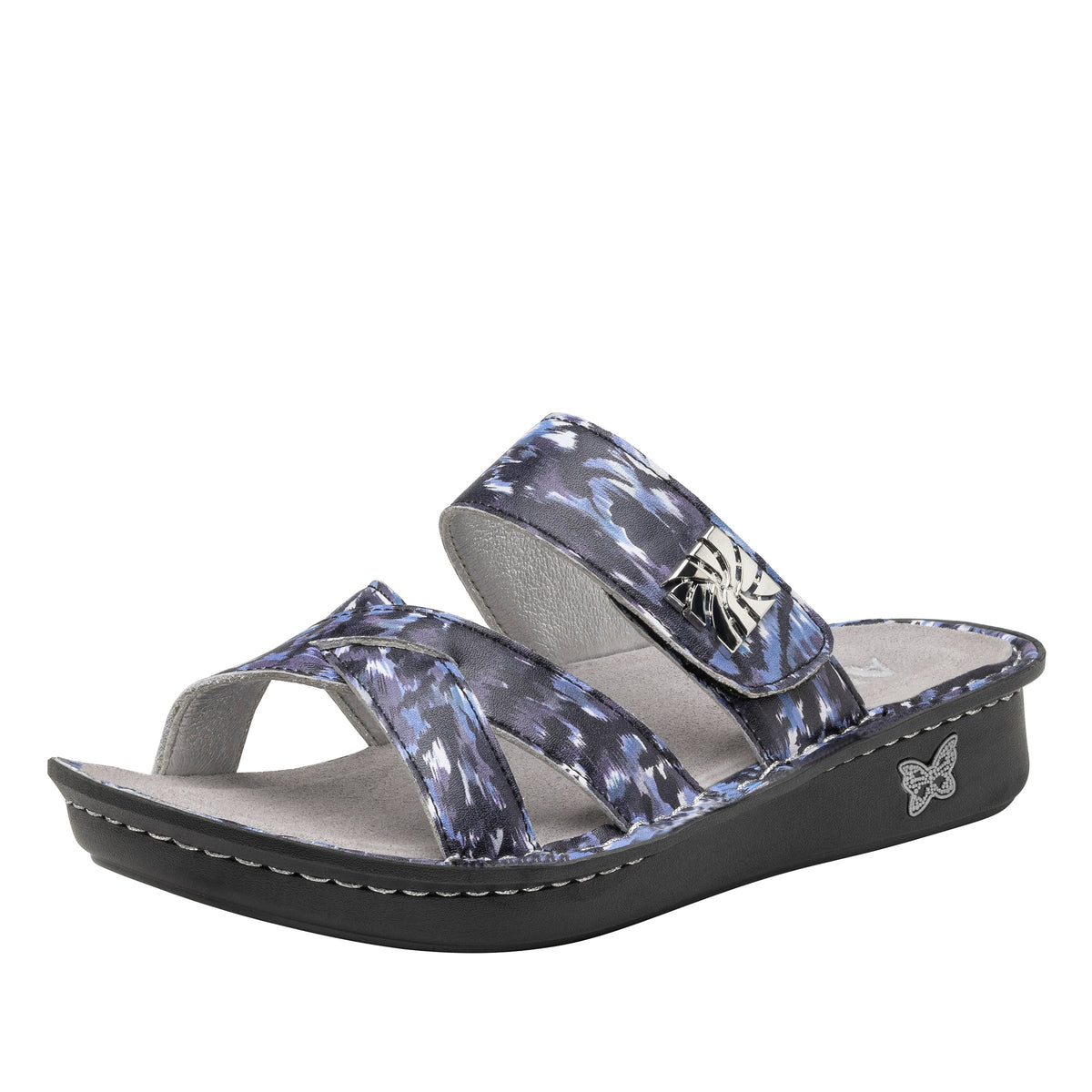 feral sandal,36