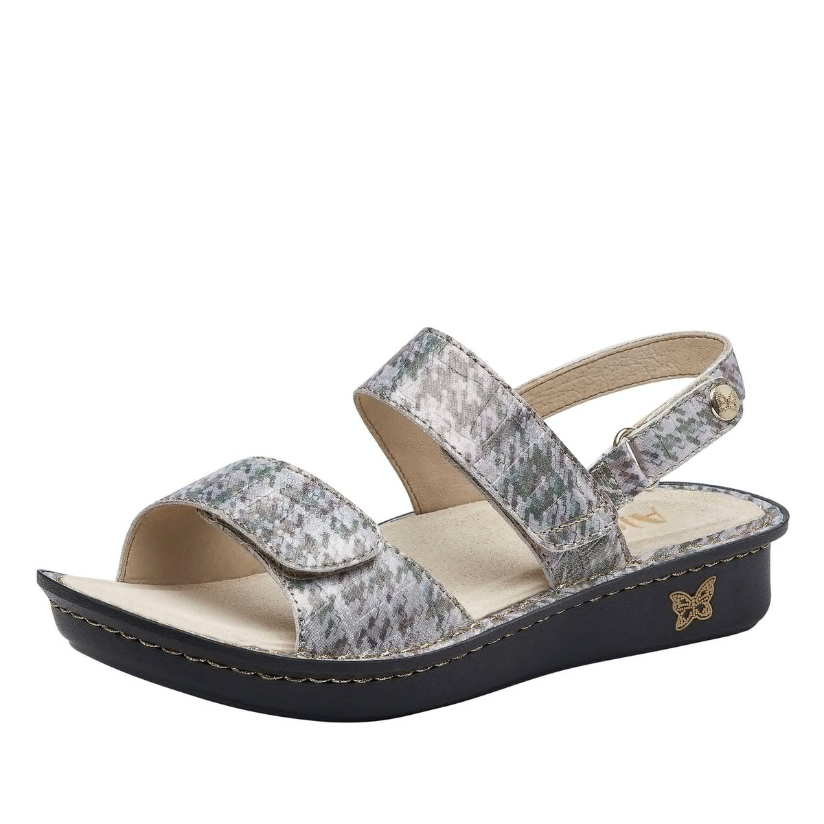 sassy earth sandal,36