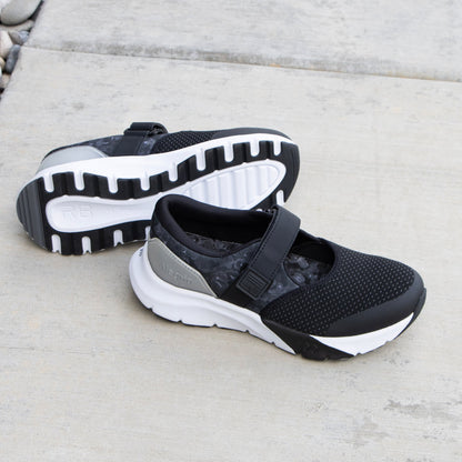 Alegria Atlis Poppy Pop Black Shoe