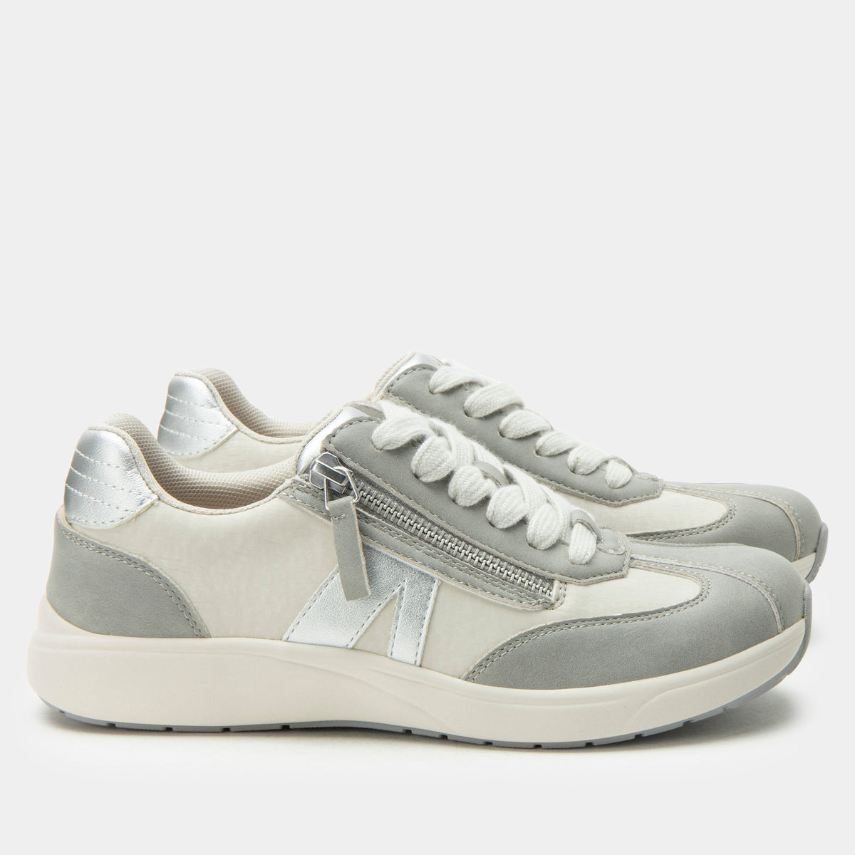 Alegria Eazeer Grey Shoe