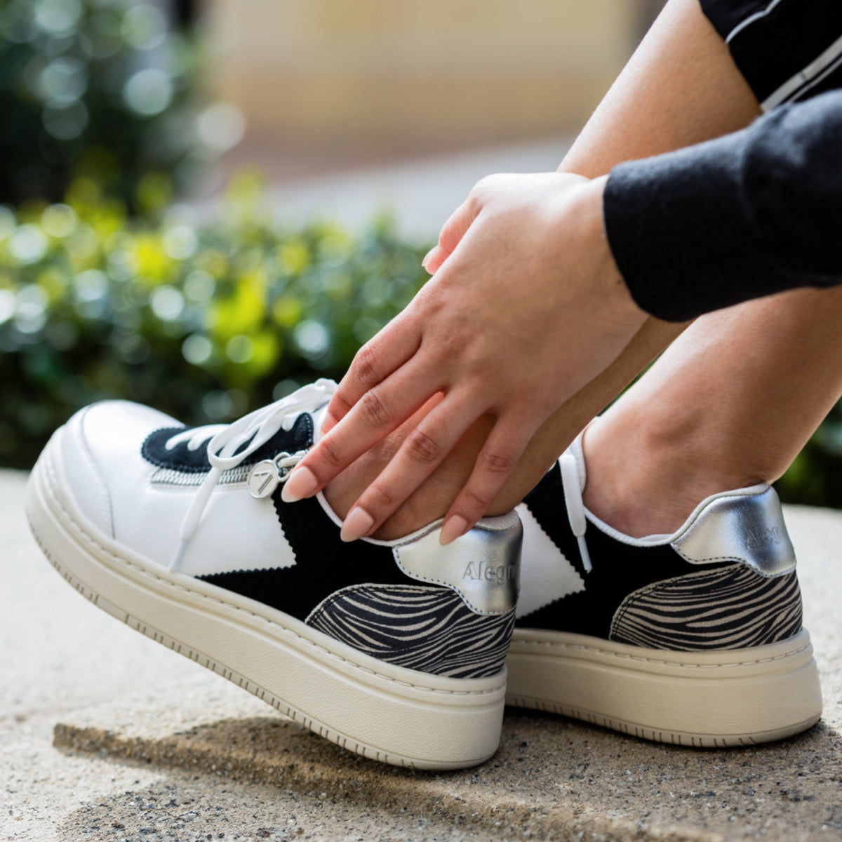 Alegria Averie White Shoe