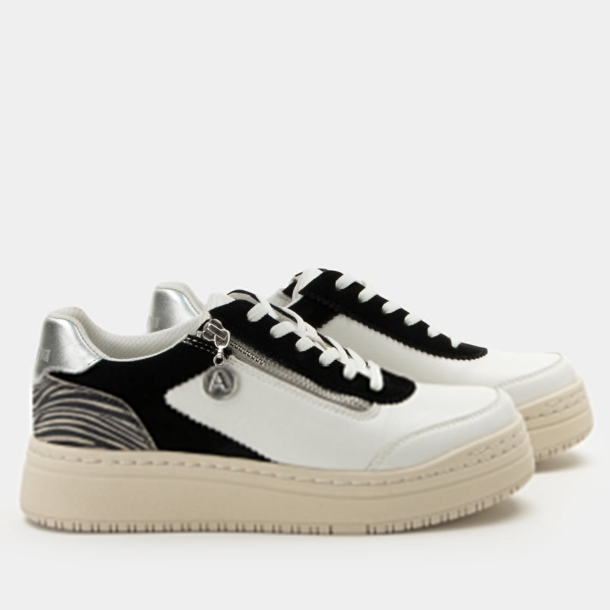 Alegria Averie White Shoe