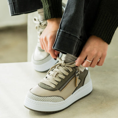Alegria Averie Houndstooth Grey Shoe