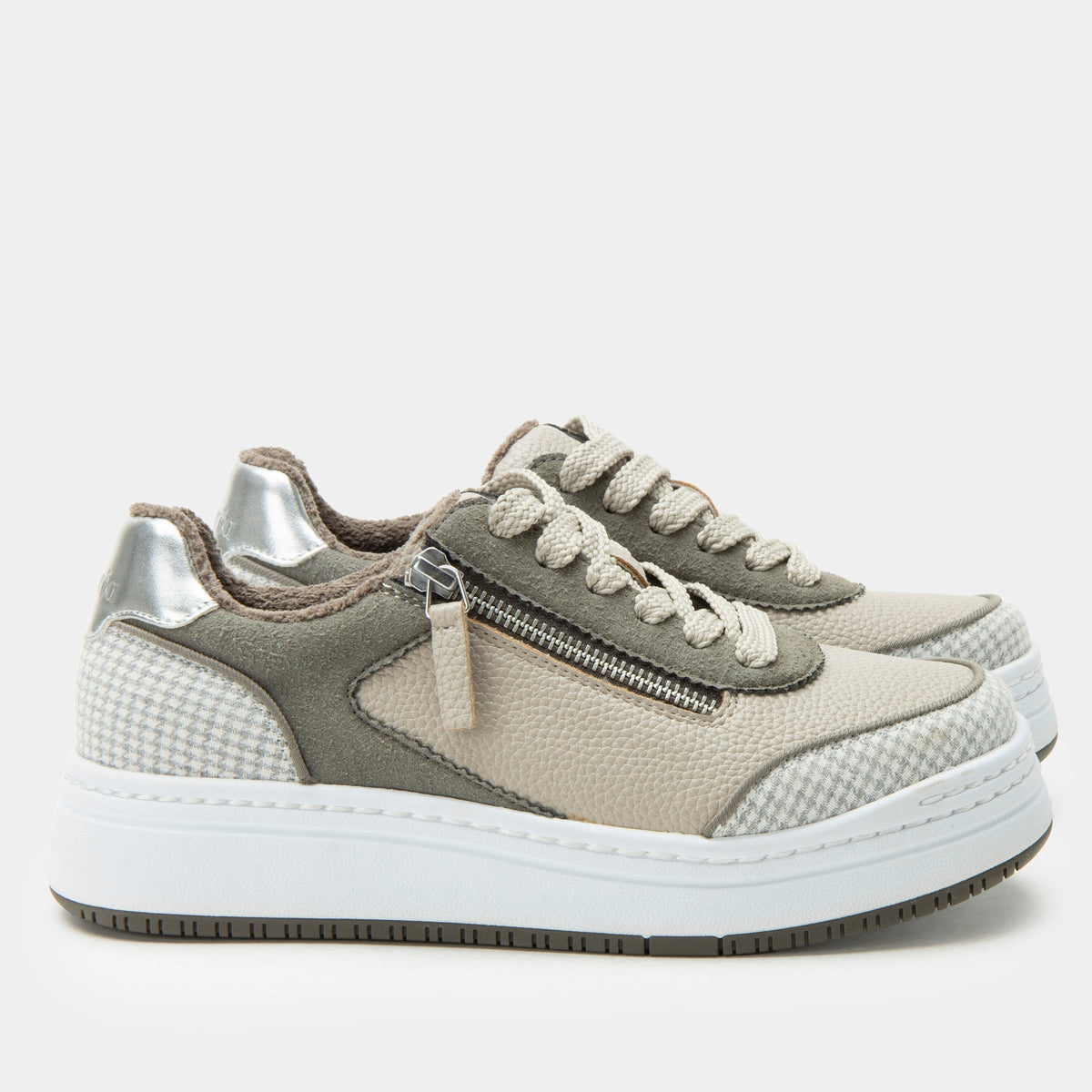 Alegria Averie Houndstooth Grey Shoe